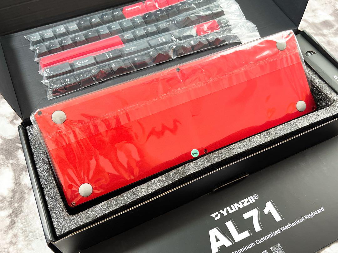 未使用 YUNZII AL 71 メカニカルキーボード アルミニウム 赤