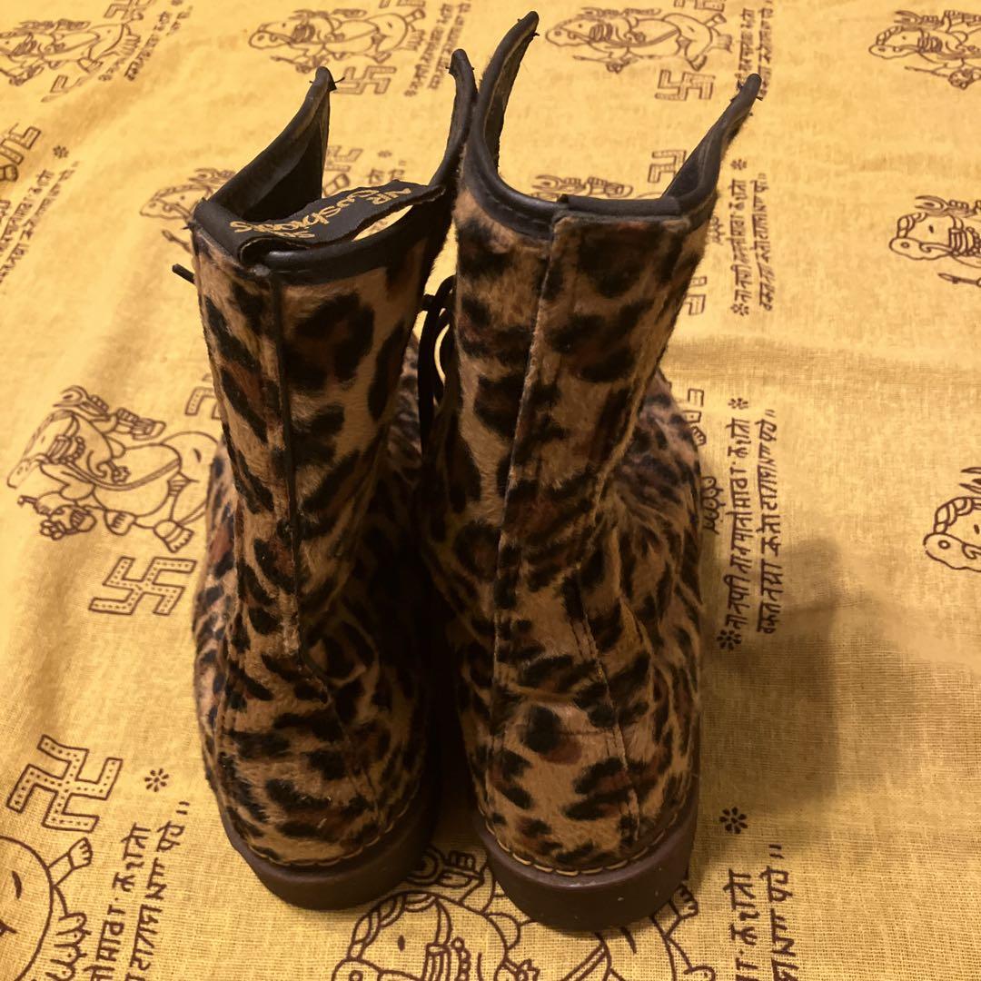 Dr.Martens
