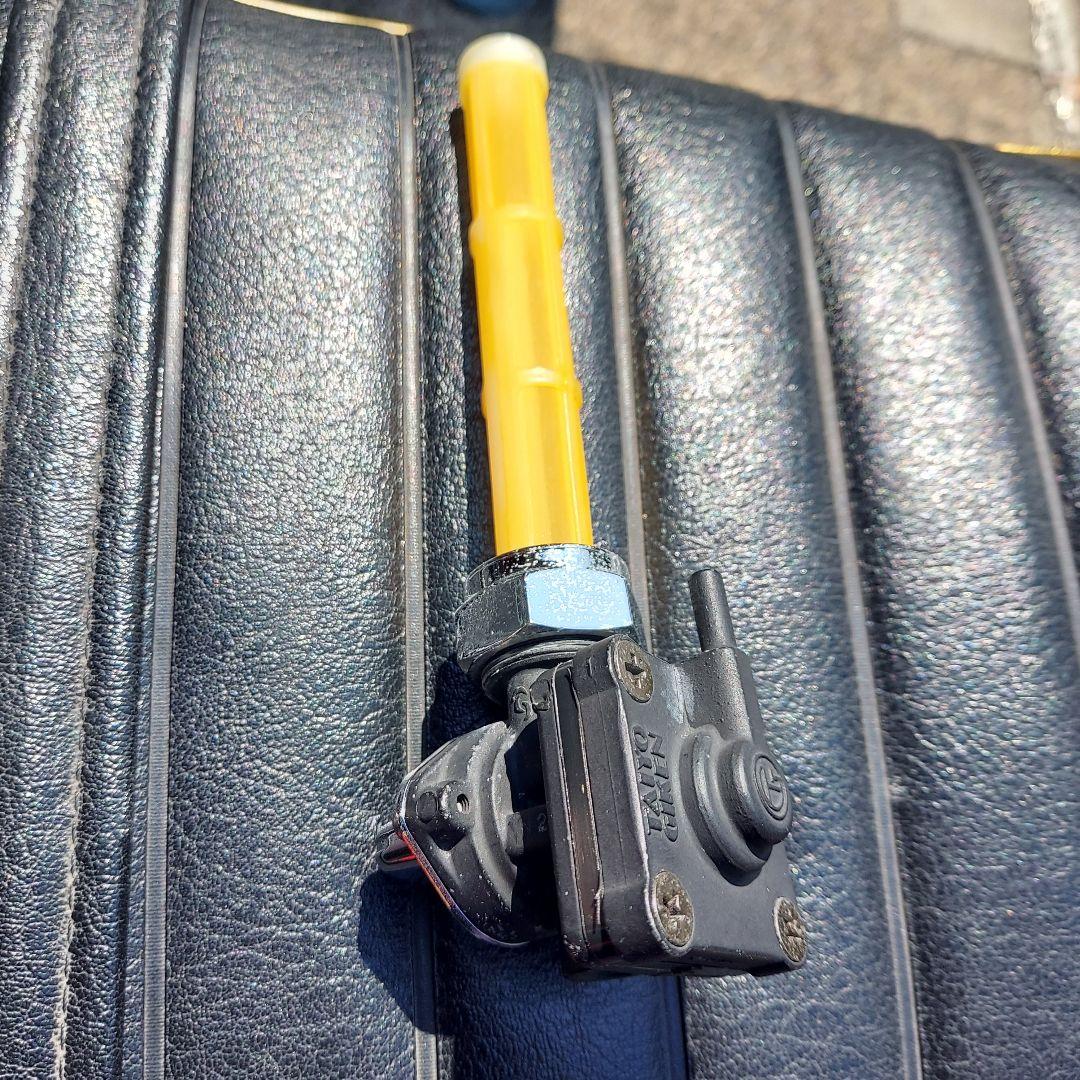燃料コック フューエルコック