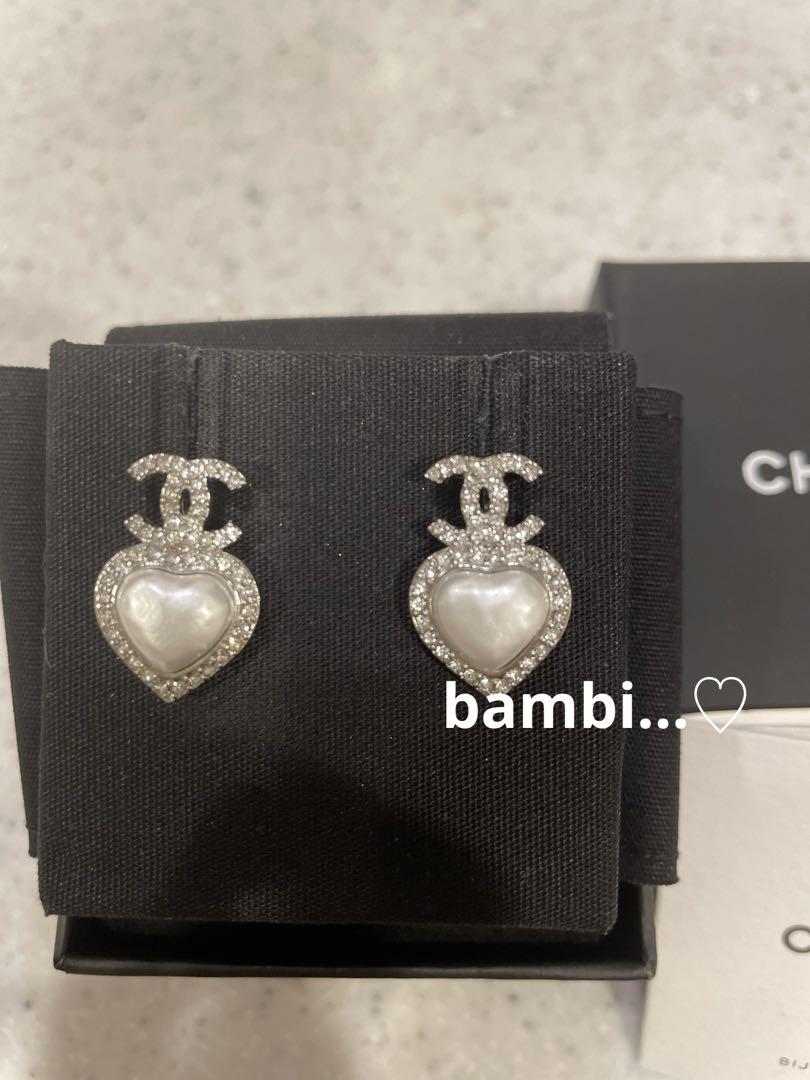 【CHANEL】　レア♡シルバーハートピアス