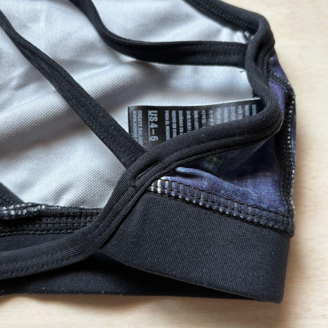 【極美品】AUMNIEアムニー トップス レギンス 上下セットブルー M相当【極美品】AUMNIEアムニー トップス レギンス上下セット