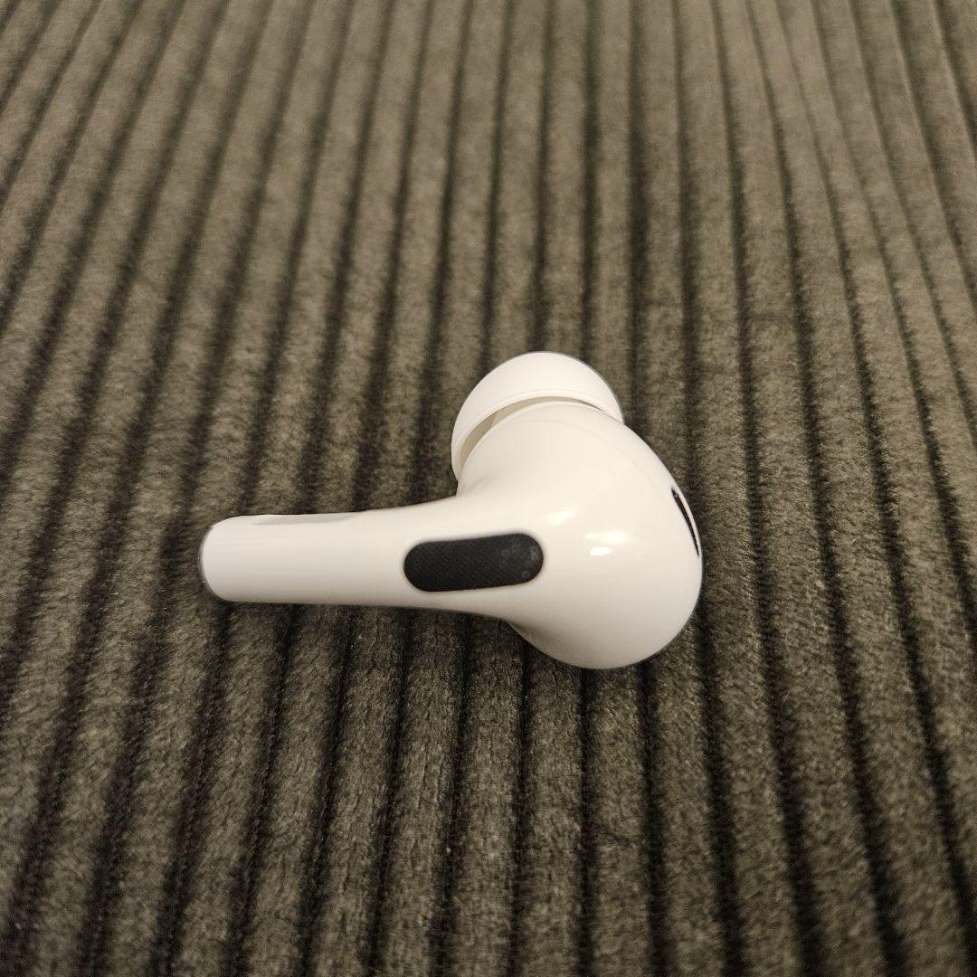 AirPods Pro 第二世代 左 イヤホンのみ USED美品 L 海外モデル AirPods Pro 第二世代 左 イヤホンのみ USED美品 L 海外モデル