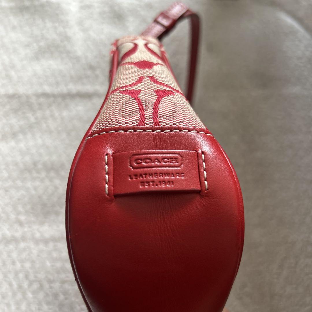 COACH レッド ロゴハンドバッグ