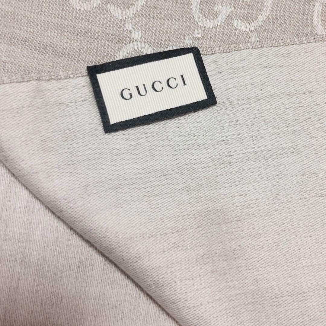 GUCCIグッチ　ストール　スカーフ　大判ストール　ベージュ　GG柄　イタリア製