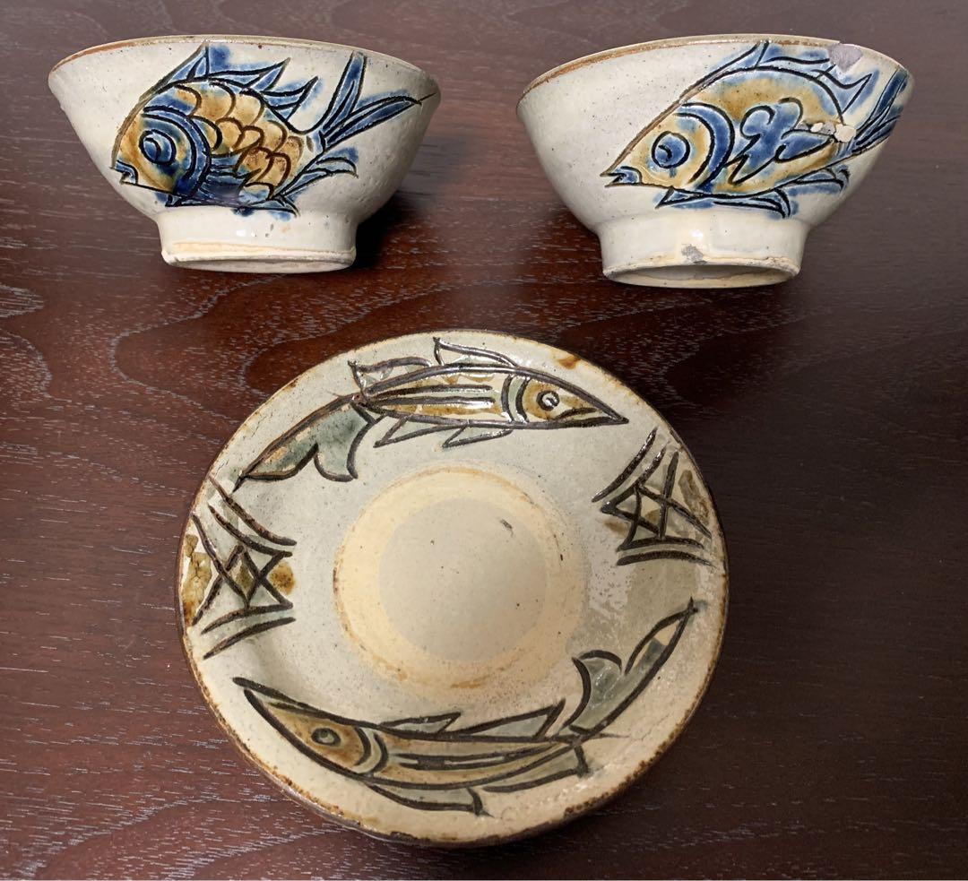 まとめ買いでお得 人間国宝 金城次郎 線彫魚文 茶碗 皿 - メルカリ 工芸品