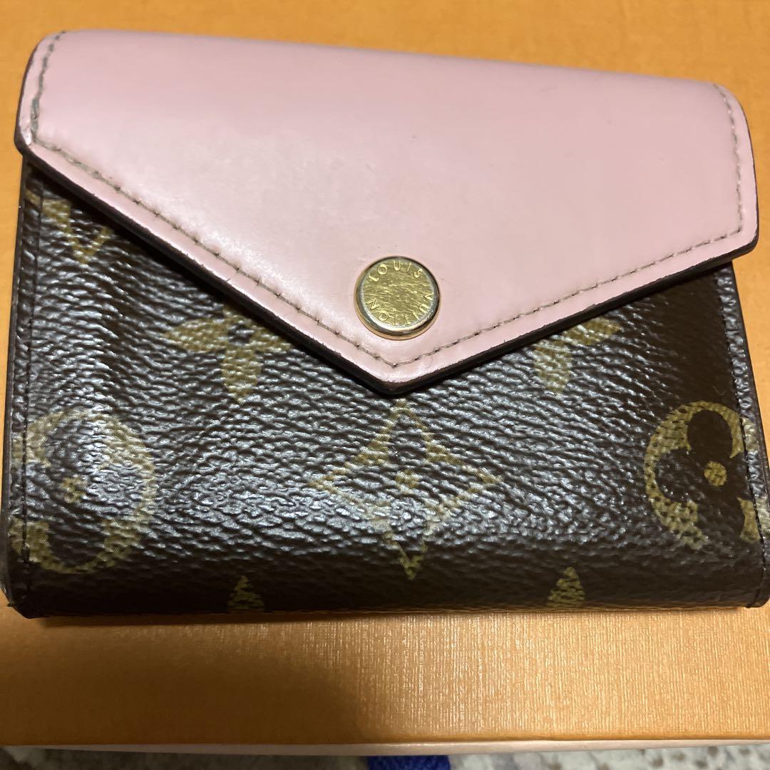 ルイヴィトン モノグラム ポルトフォイユ ゾエ ローズバレリーヌ