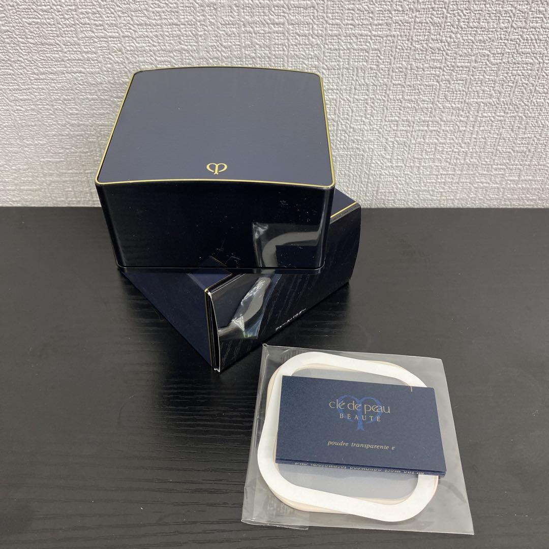 【保管品】　クレドポーボーテ　プードルトランスパランe フェイスパウダー　30g