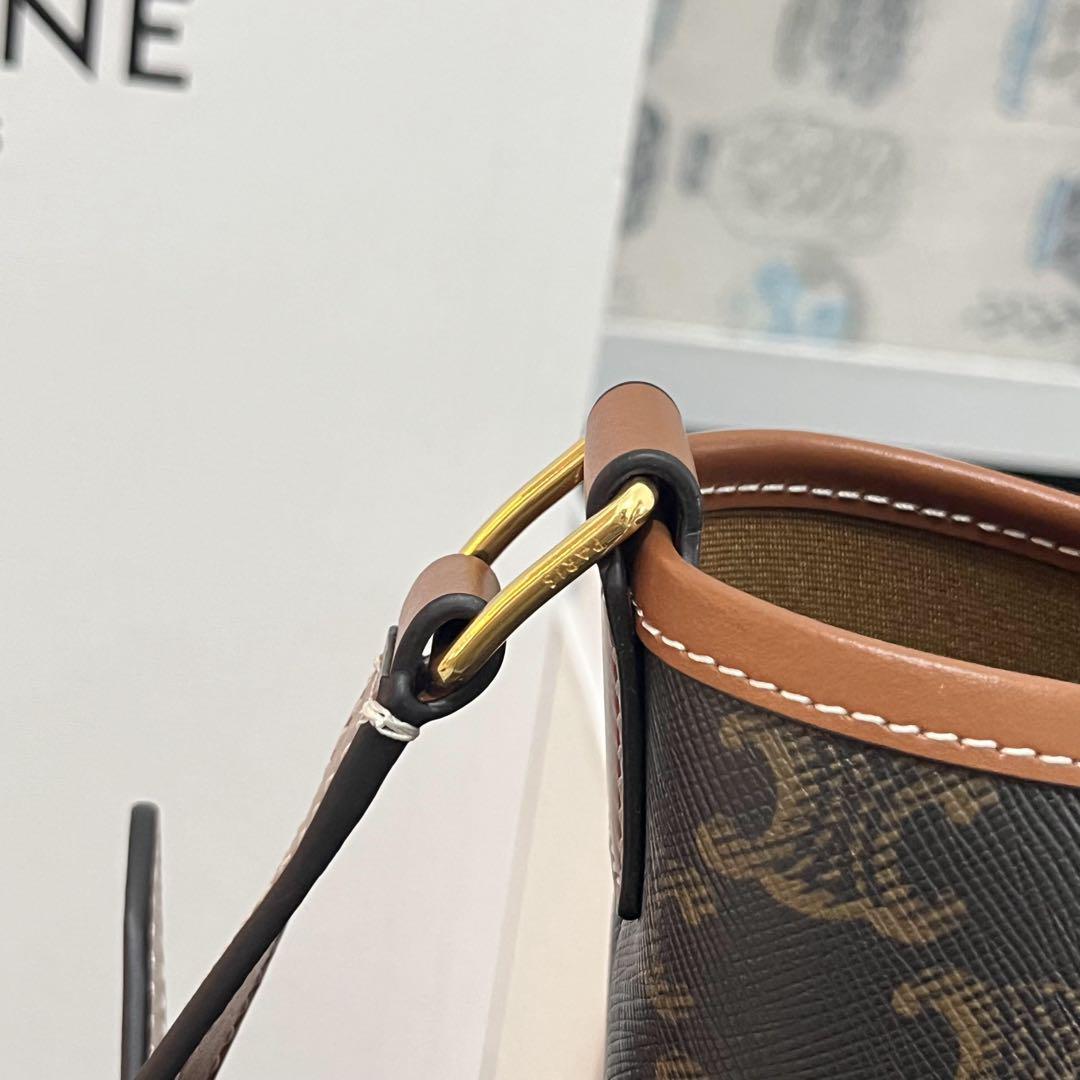 CELINE トリオンフキャンバス スモールバケット