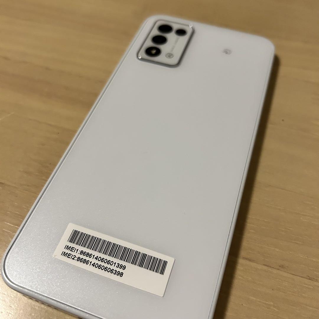 Libero 5G III ホワイト 本体 - メルカリ