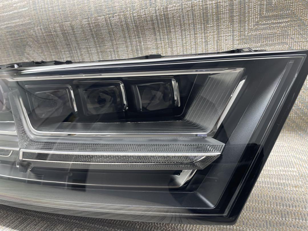 アウディ Q7 4MB 4MG マトリックスビーム右ライト 4M0941784D