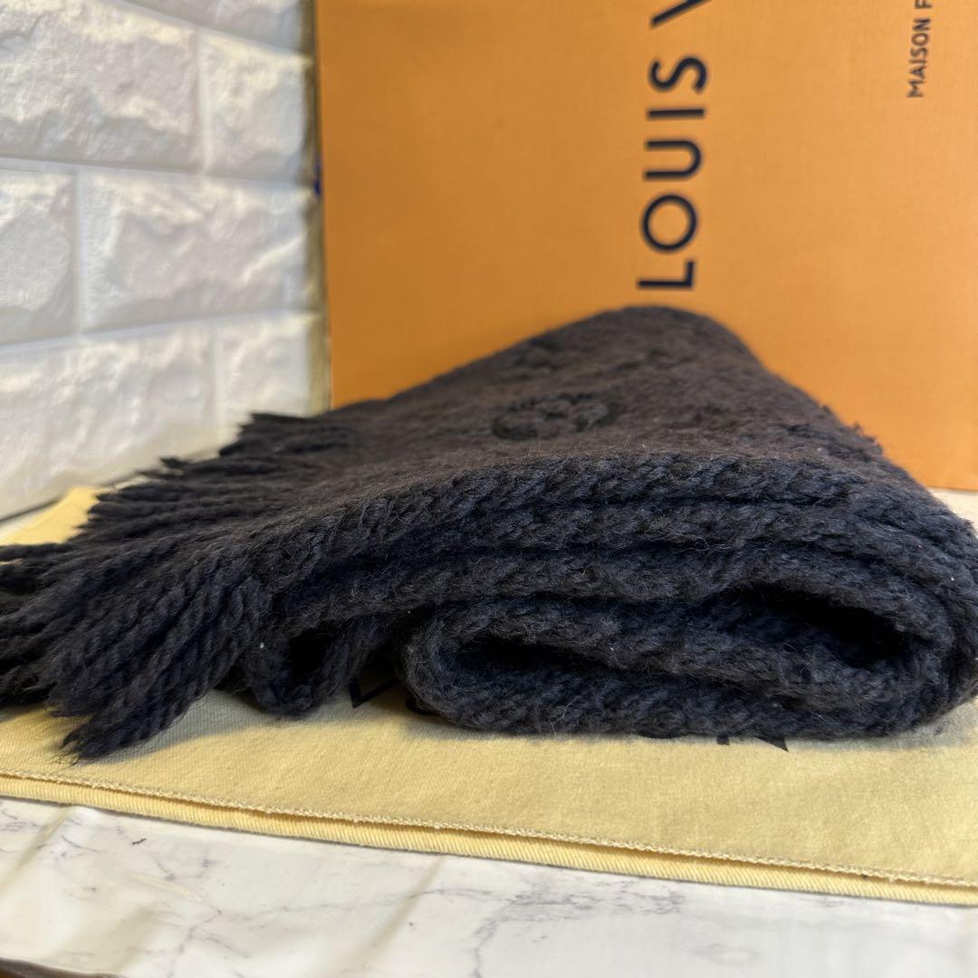 LOUIS VUITTON モノグラム ルイヴィトン ロゴマニア マフラー