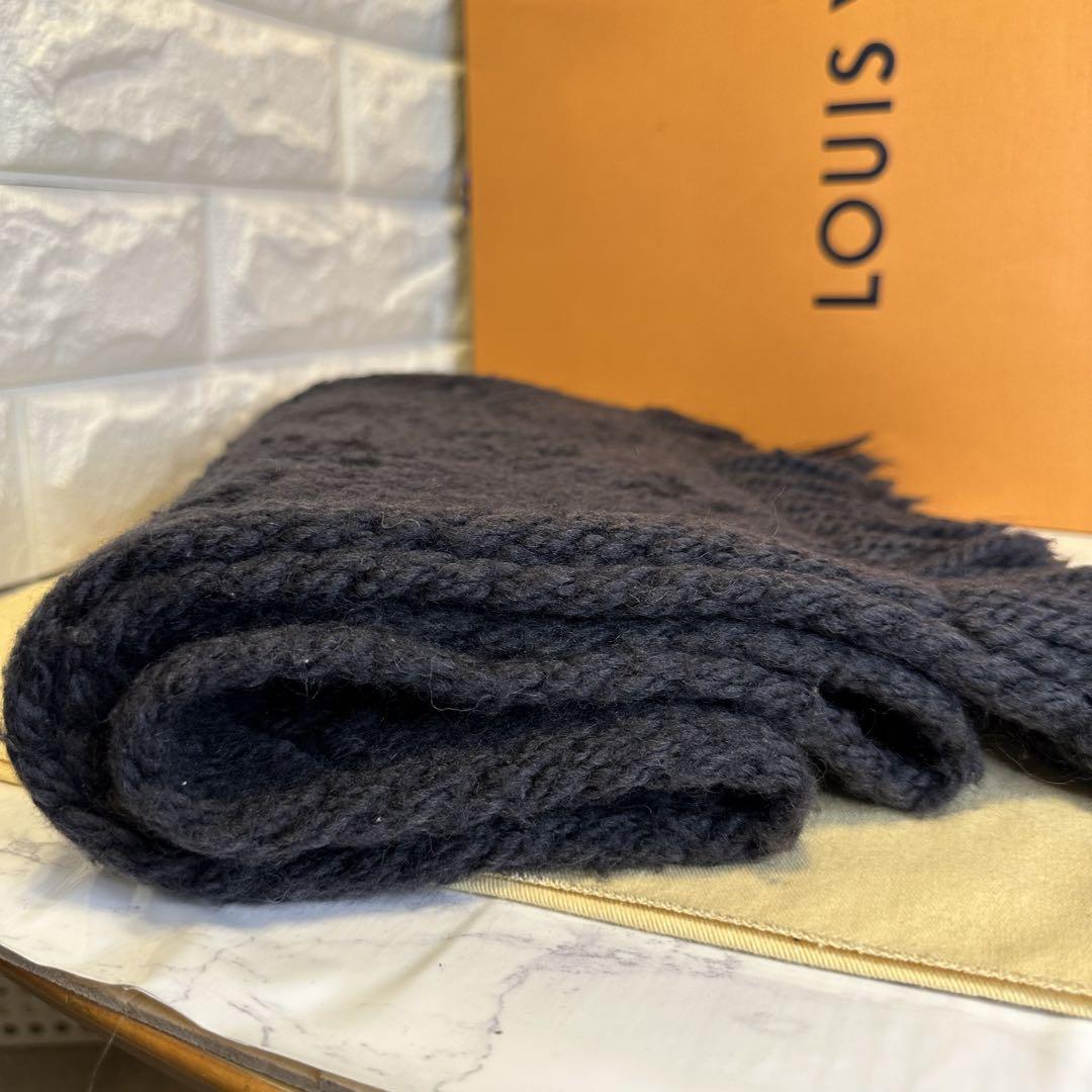LOUIS VUITTON モノグラム ルイヴィトン ロゴマニア マフラー
