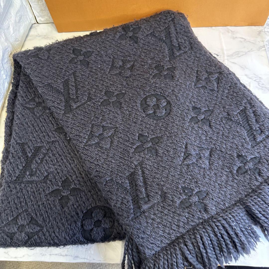 LOUIS VUITTON モノグラム ルイヴィトン ロゴマニア マフラー