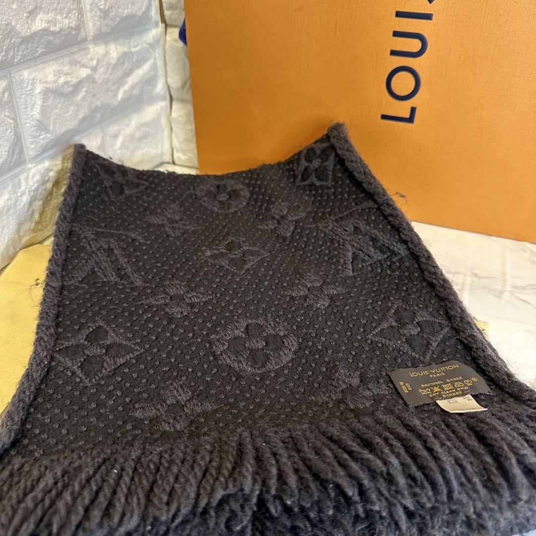 LOUIS VUITTON モノグラム ルイヴィトン ロゴマニア マフラー