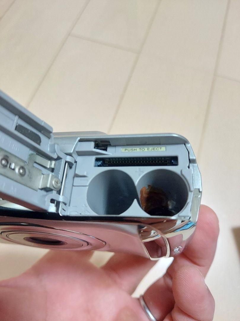 作例あり　FUJIFILM FinePix A610 動作確認OK　単3電池