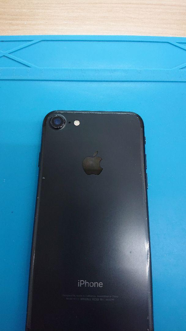 iPhone7 Black 128GB SIMフリー 【ジャンク】