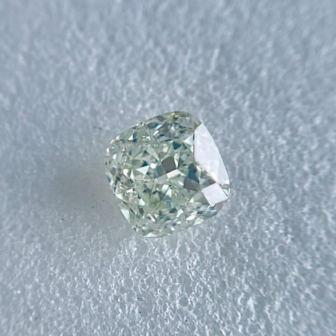 0.404ct VS-1 天然グリーンダイヤモンドルース LYG中央宝石研究所 0.404ct VS-1 天然グリーンダイヤモンドルース LYG中央宝石研究所