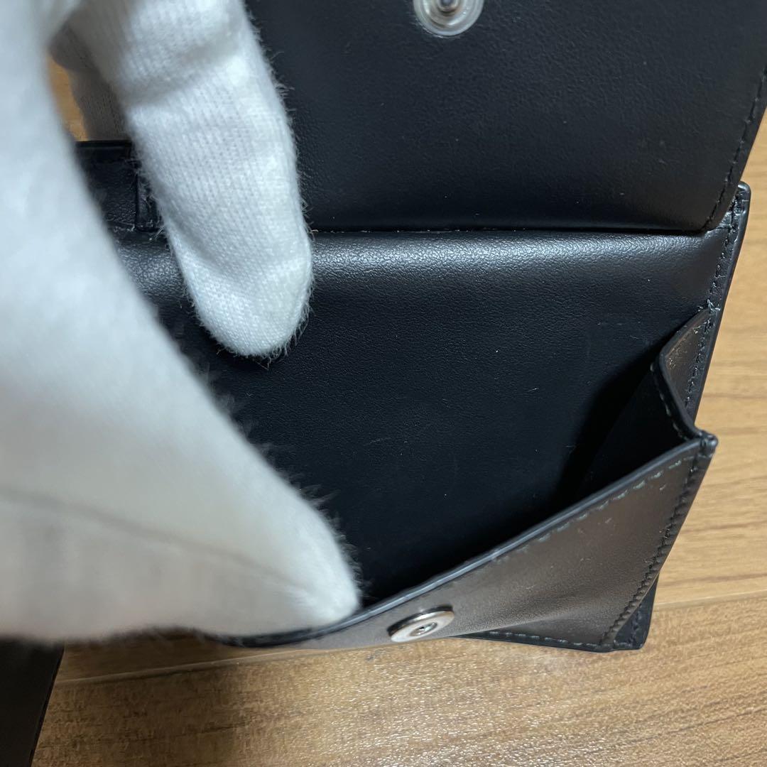 BOTTEGA VENETA 二つ折り財布　コインケース付き ブラック