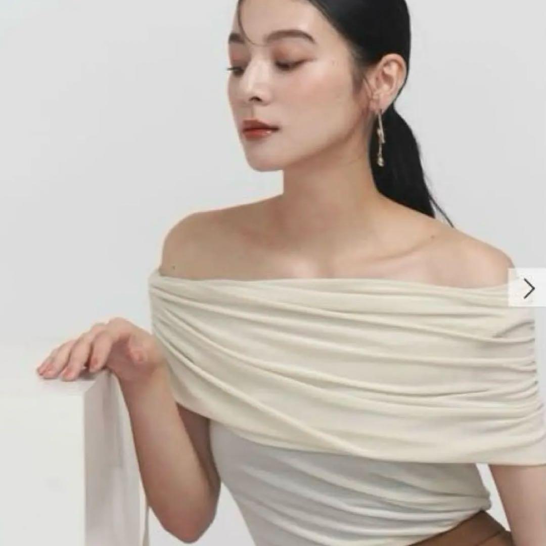 LAGUNAMOON ラグナムーン　ライトベロアオフショルトップス アイボリー mdprevattcaulkingandwaterproofing.com