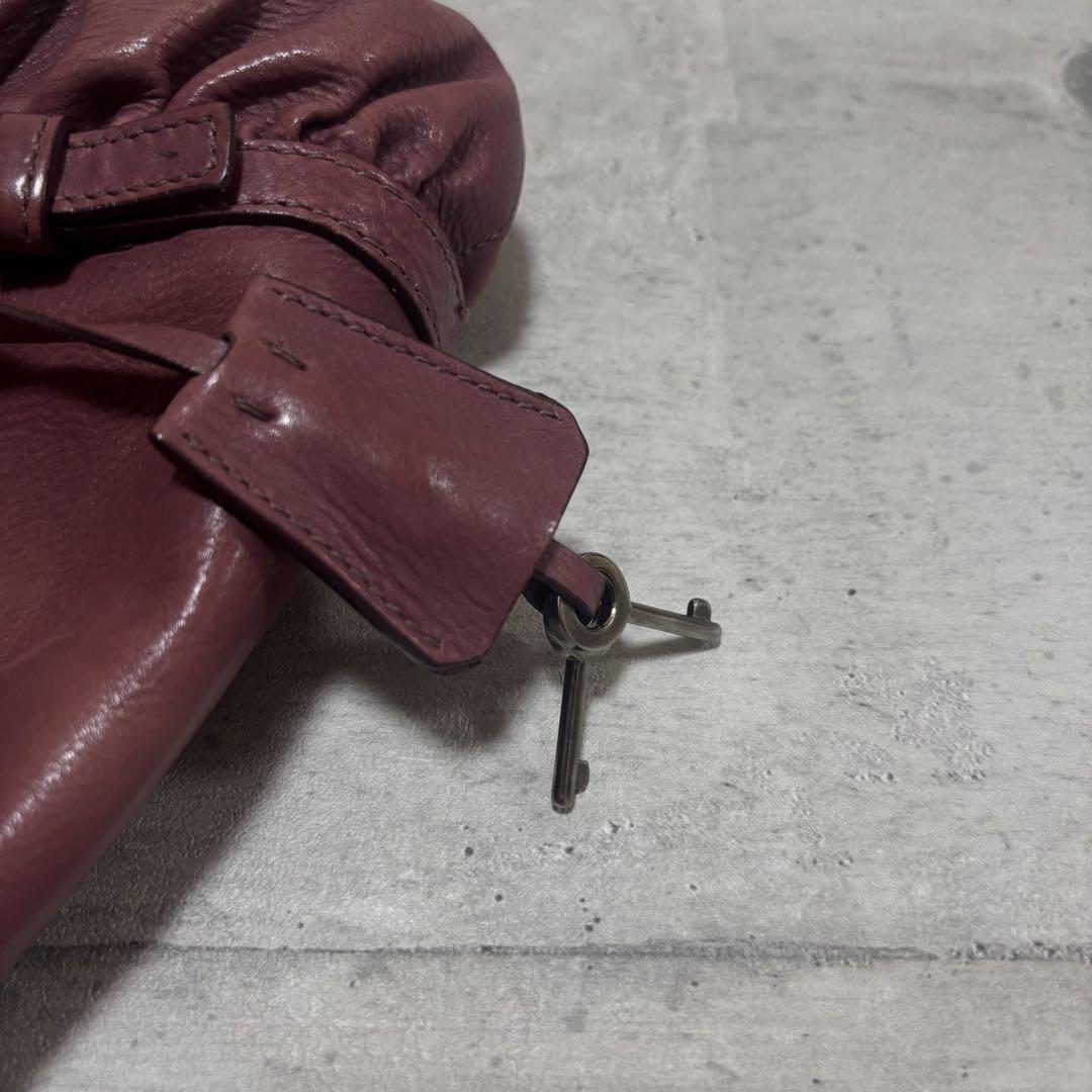 00s archives Prada leather shoulder bag - メルカリ