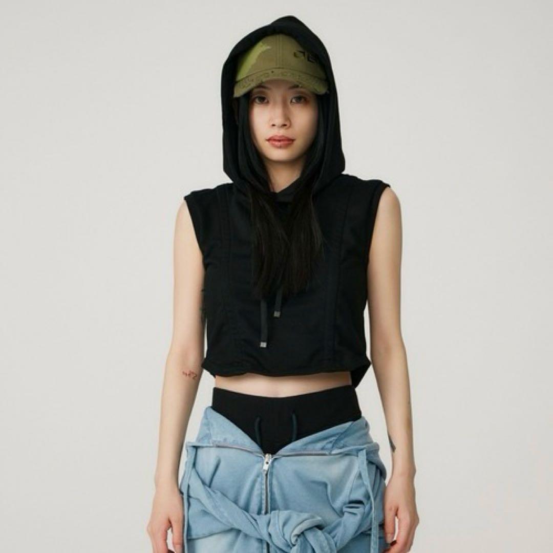 BEEDEN VEST STUDS HOODIE トップス