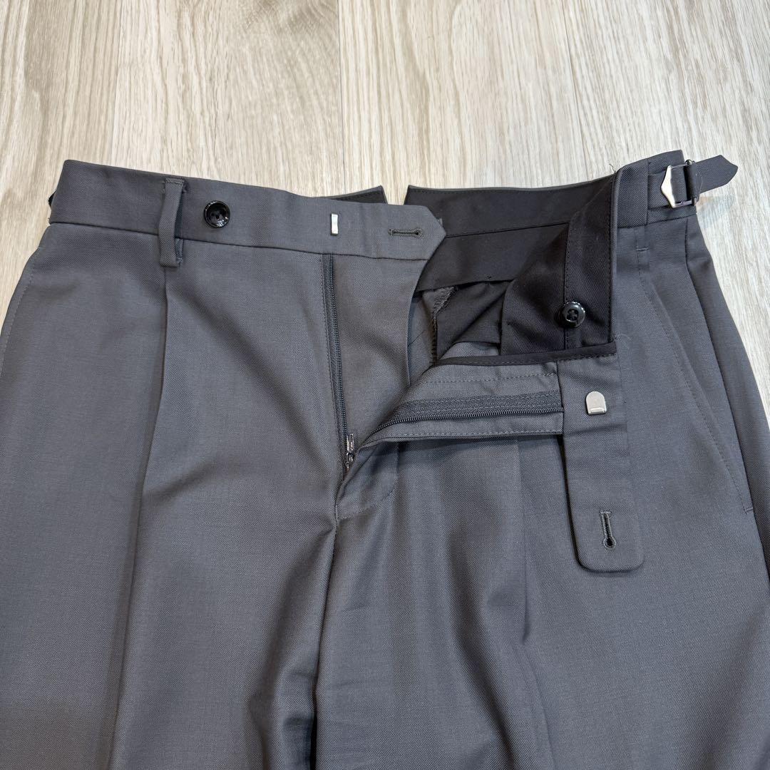 極美品◇高級 ONLY PREMIEO ワンタックスラックス 44 チェック柄