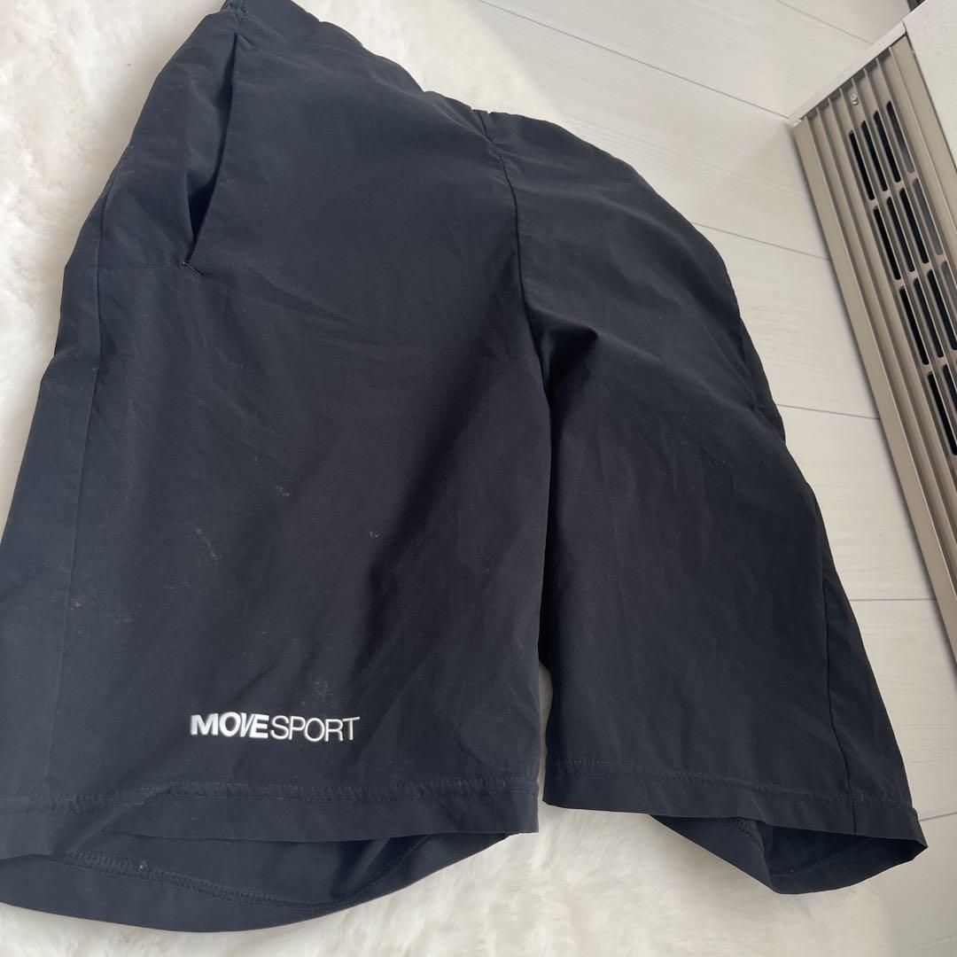 MOVE SPORT ブラック ショートパンツ
