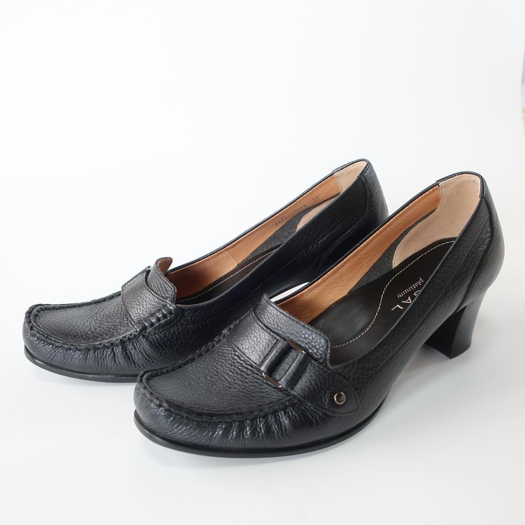 【ほぼ新品】REGAL platinum リーガル レザーパンプス 黒 23.5 リーガル REGAL パンプス チャンキーヒール シボ革 ブラック
