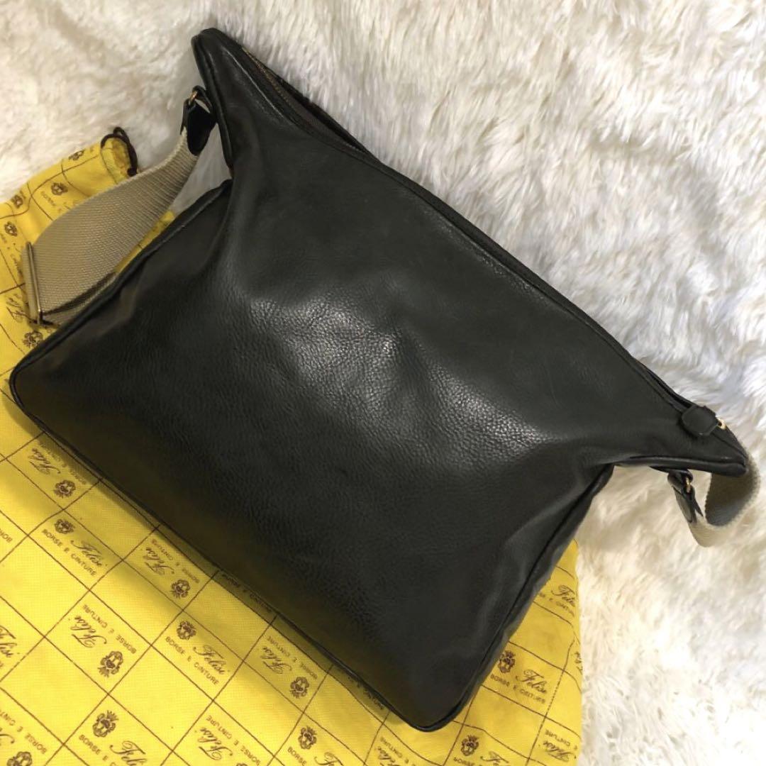 未使用級✨フェリージ 9362 レザー　ショルダーバッグ ブラック