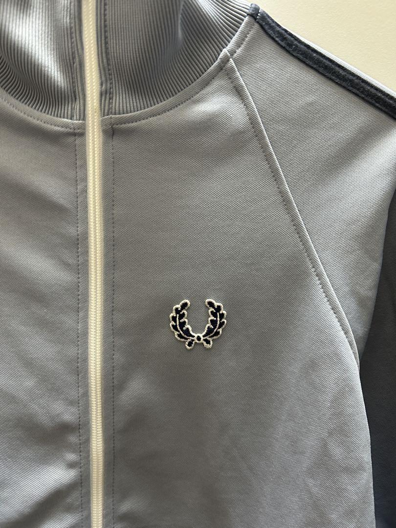 ギフ_包装】 FRED PERRY トラックジャケット90s ライトブルー 刺繍ロゴ