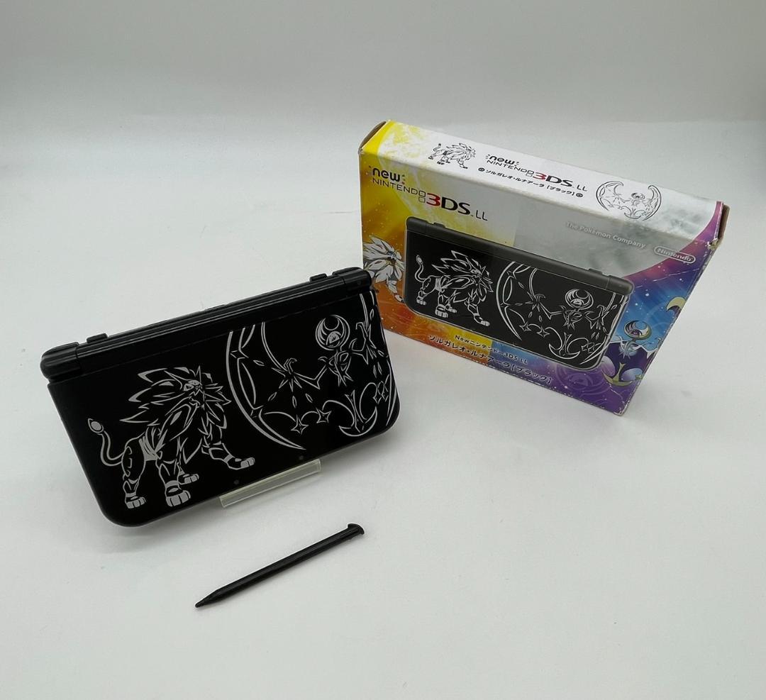 任天堂　Newニンテンドー3DS LL ソルガレオ・ルナアーラ【ブラック】