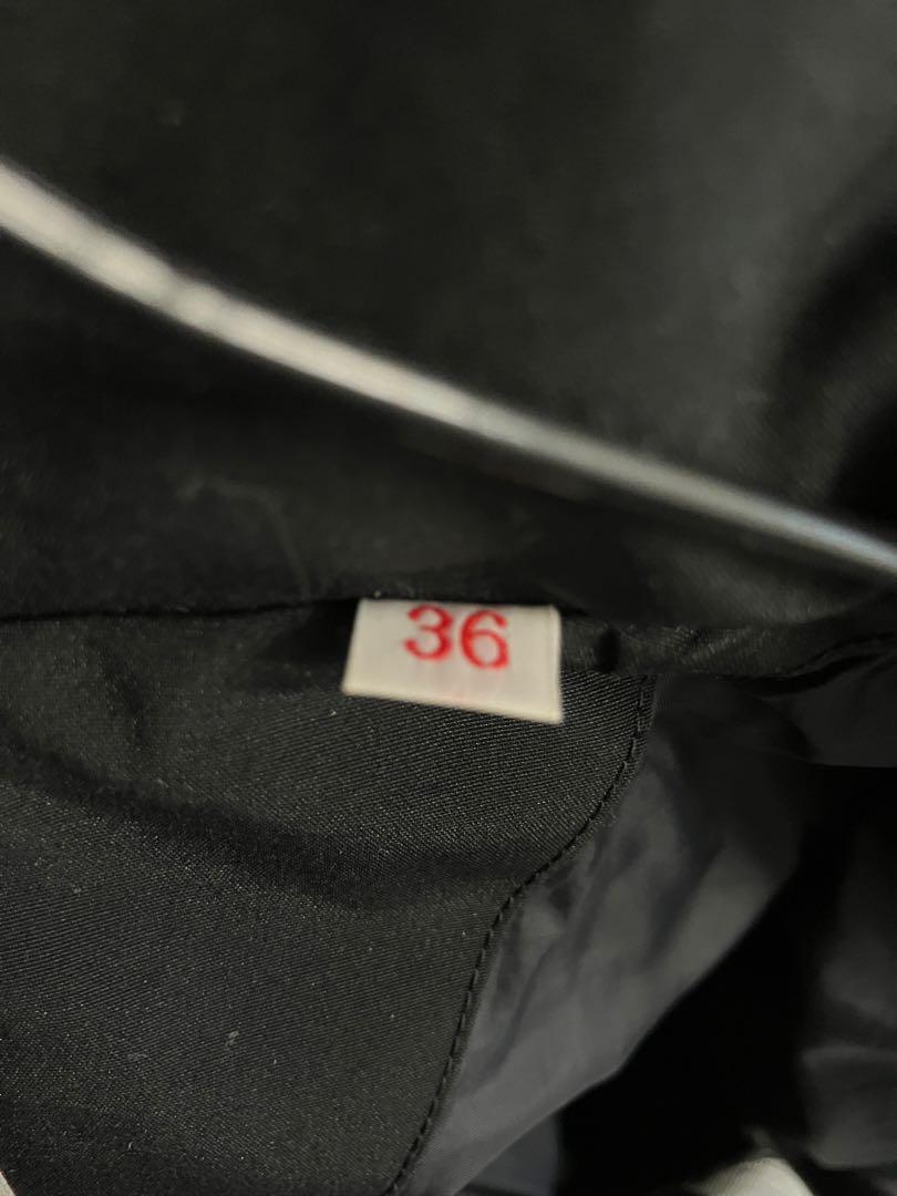 36 S