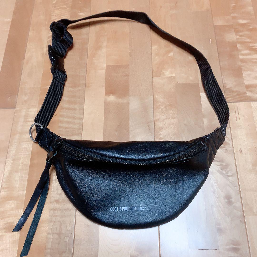クーティープロダクションズ レザーポシェット