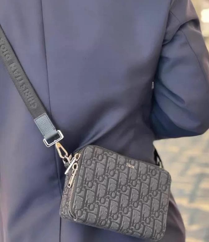 Dior スマホショルダーバッグ ブラック