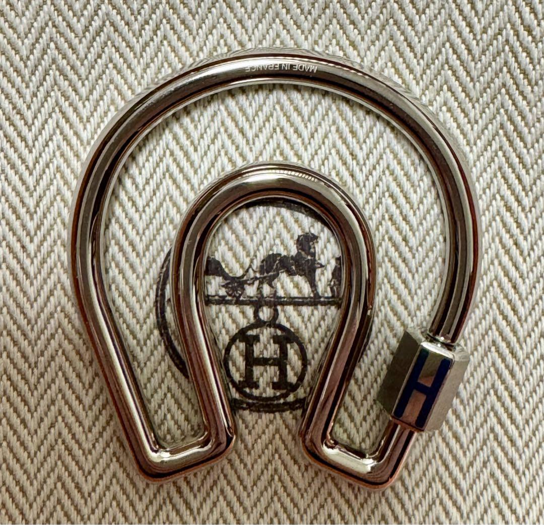 新品未使用】 エルメス HERMES キーホルダー フェール・ア 新品未使用】 エルメス HERMES キーホルダー フェール・ア