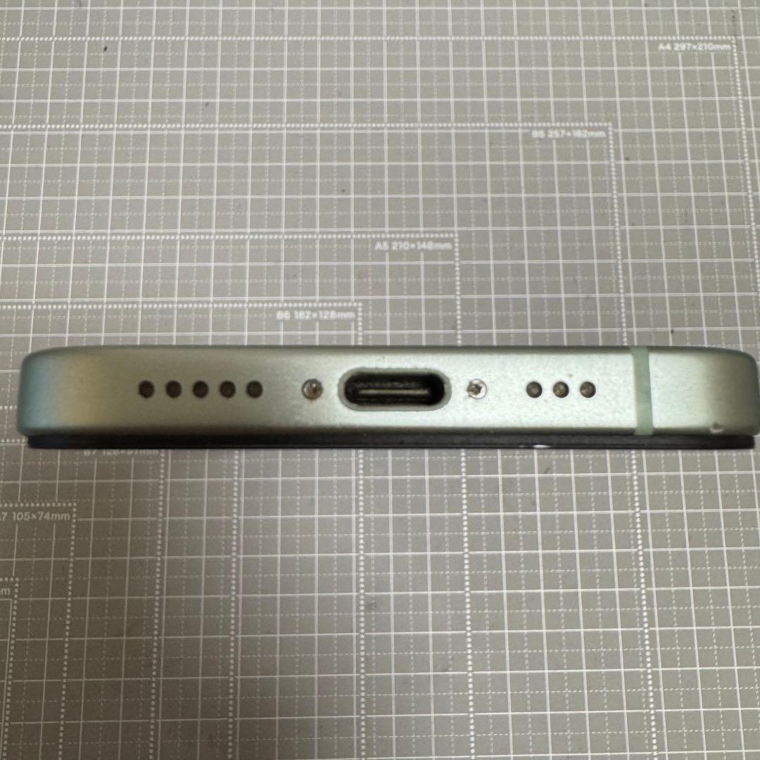 iPhone15 128GB グリーン