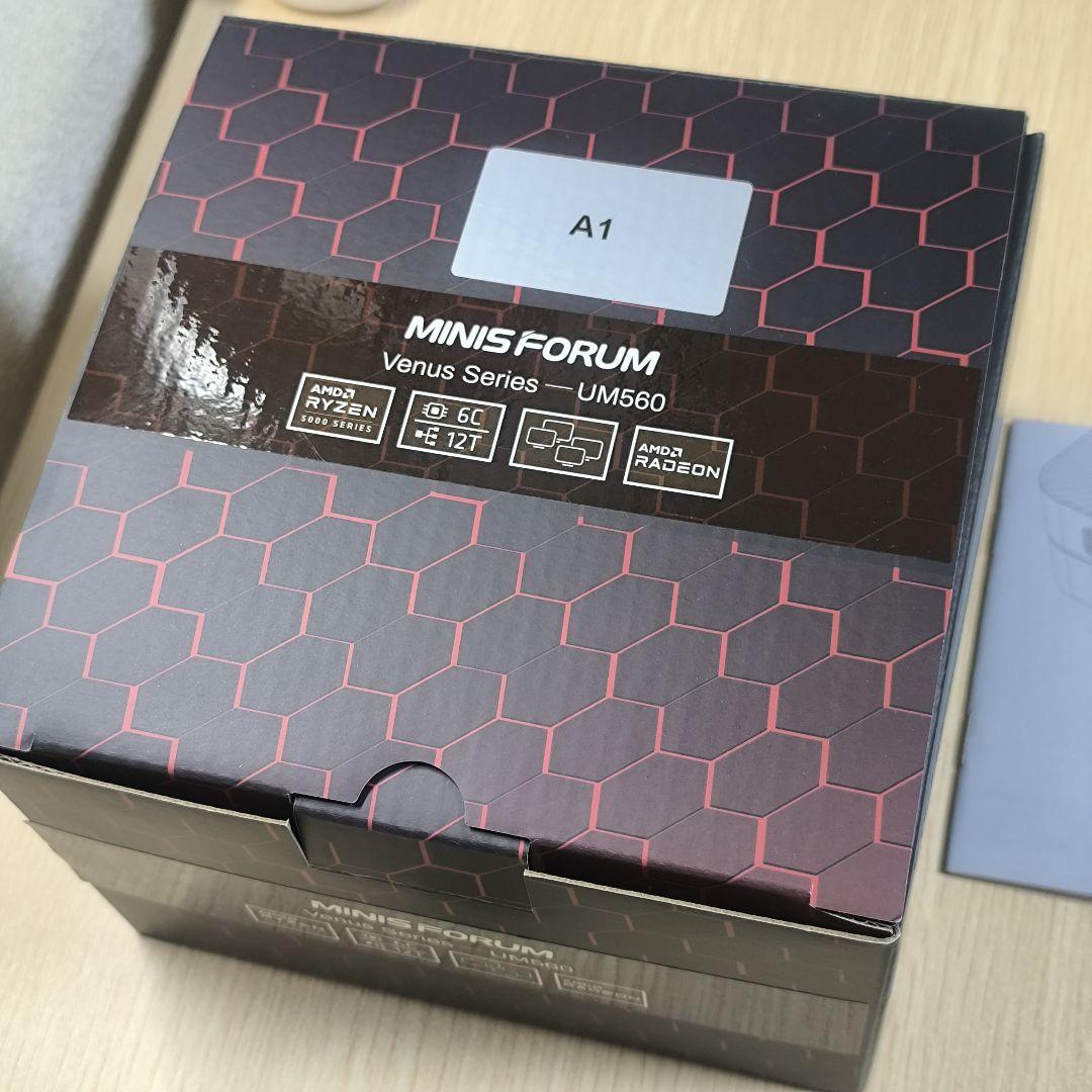 ジャンクPC】ミニPC デスクトップPC MINIS FORUM UM560 - メルカリ
