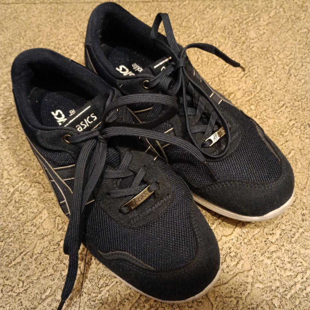 値下げ！美品　asics スニーカー