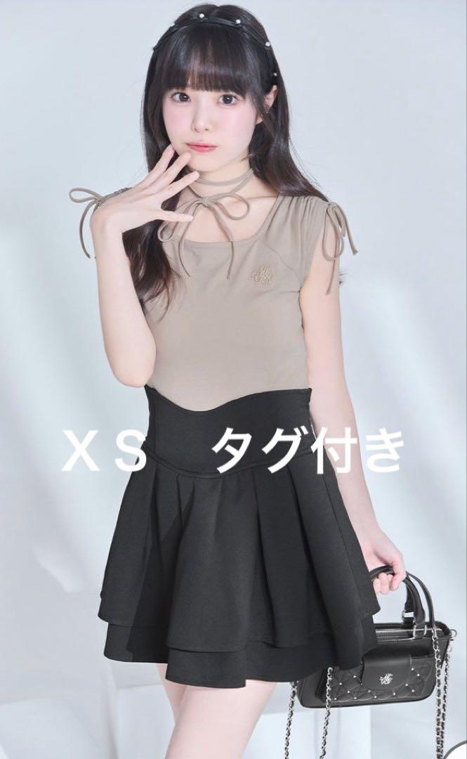 ミシェルマカロン　大人気❣️ 美脚になれるスカート♡（インナーパンツ付） XS