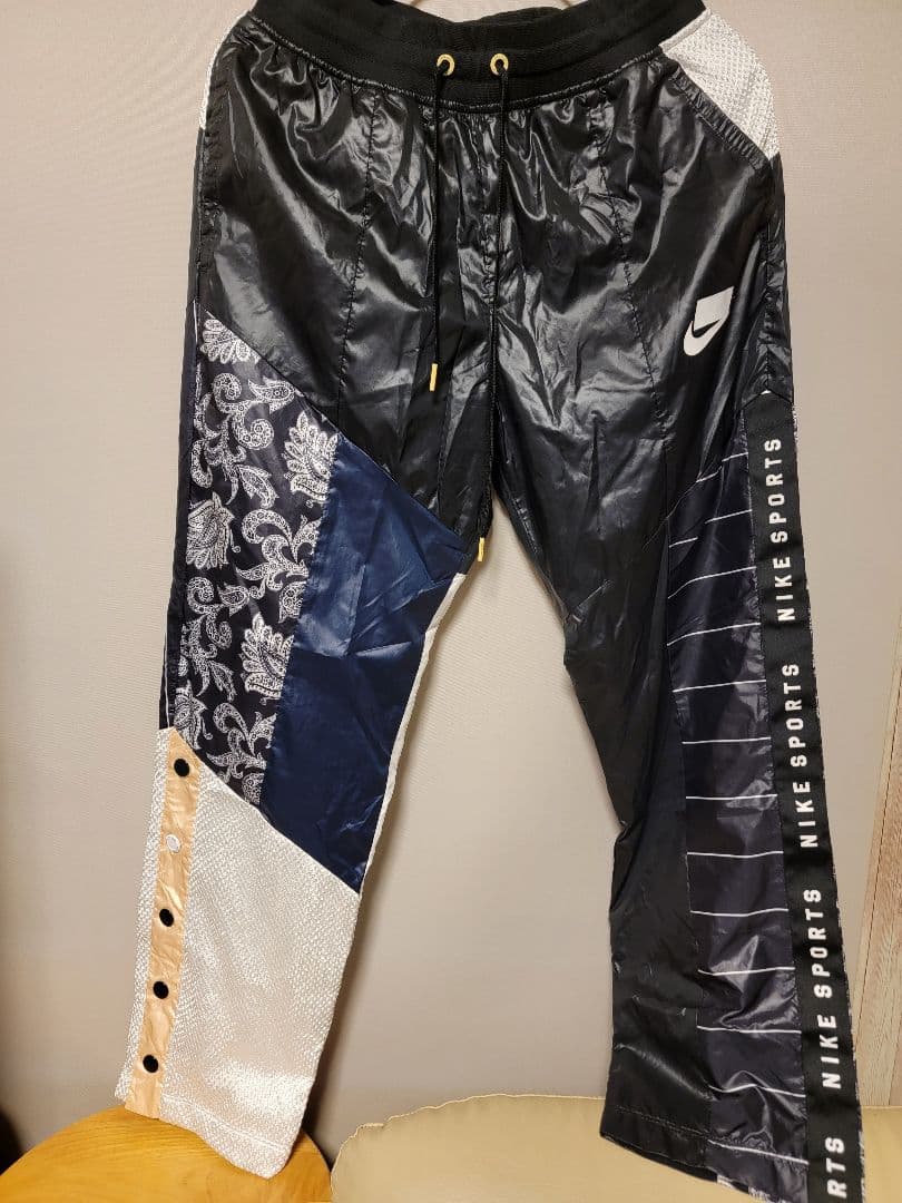 NIKE ナイロンジャージ  M