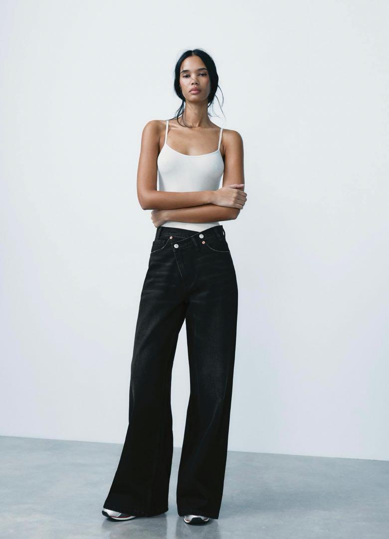 ZARA TRF ハイウエストワイドレッグクロスベルトジーンズどこ