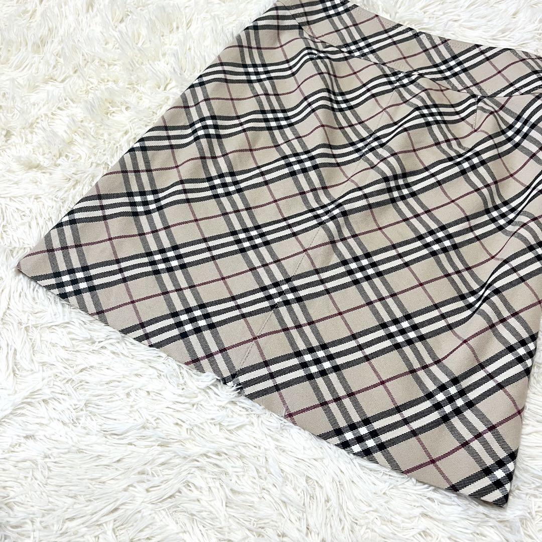✨定番品✨ BURBERRY BLUE LABEL タイトスカート ノバチェック