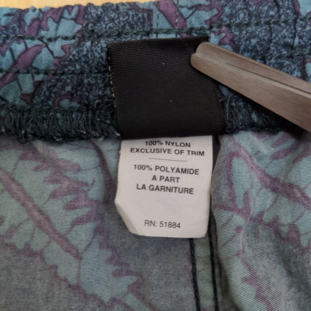 程度良好 90s patagonia リーフ柄 ナイロン ショーツ ハーフパンツ 程度良好 90s patagonia リーフ柄 ナイロン ショーツ ハーフパンツ