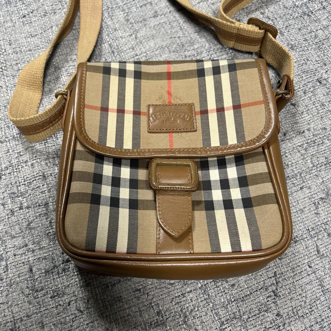 売れ筋商品お見逃しなく 希少Burberrys 小文字タグR表示ヴィンテージLondon ショルダー バッグ