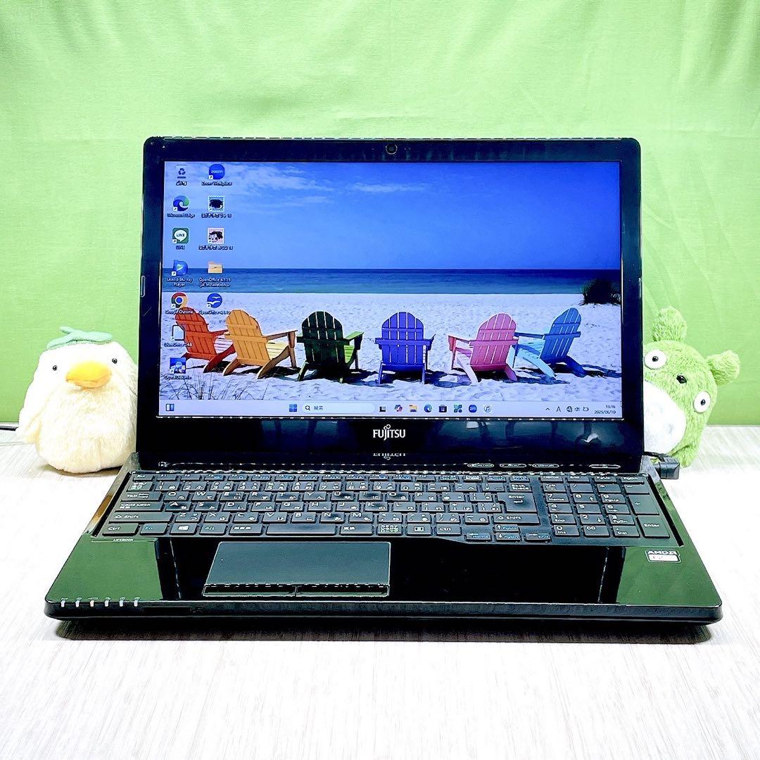 美品✨Windows11 富士通 黒 ノートパソコン 快適SSDカメラ 値引き品 美品✨Windows11 富士通 黒 ノートパソコン 快適SSDカメラ