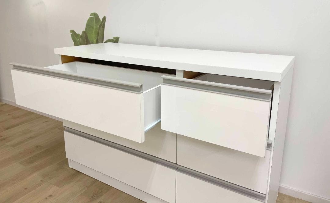 ギギLiving★４段チェスト★無垢材★チーク材★モダン★ チェスト チーク 無垢材 4段 シンプル ナチュラル 天然木 チーク