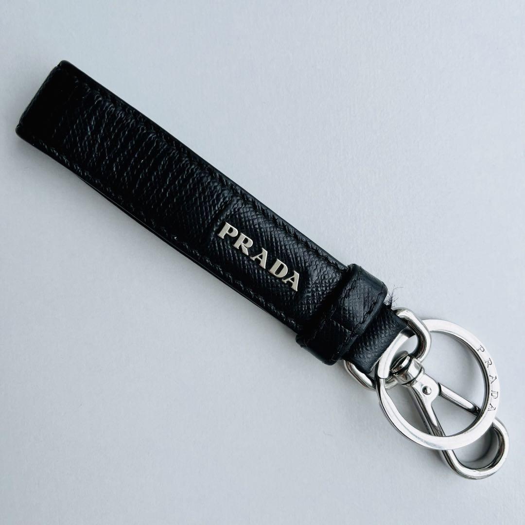 【美品】PRADA プラダ サフィアーノ レザー キーリング キーホルダー