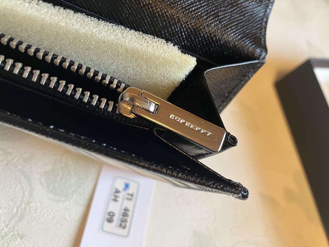 BURBERRY チェック柄 レザー 長財布 箱付き