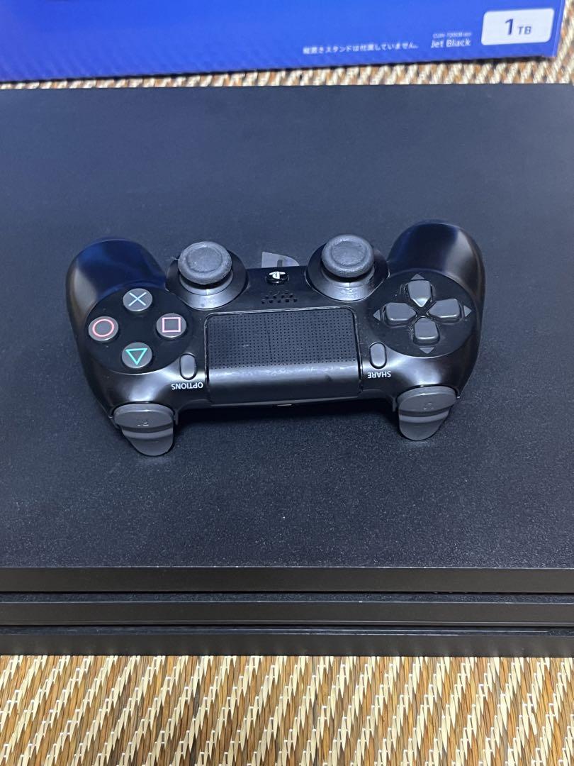 PlayStation4 Pro ジェット・ブラック 1TB ソフト付き! 画像8