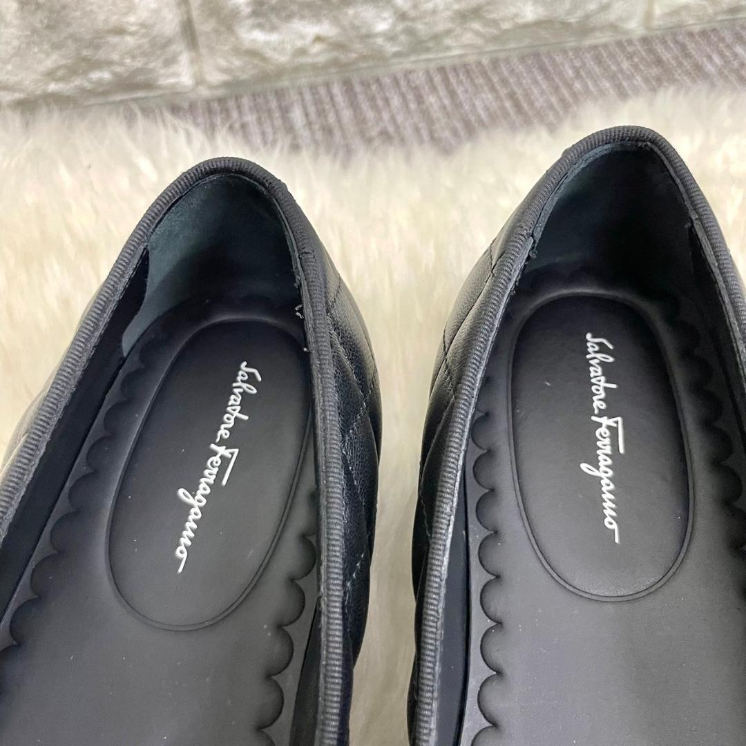 ferragamo フェラガモ